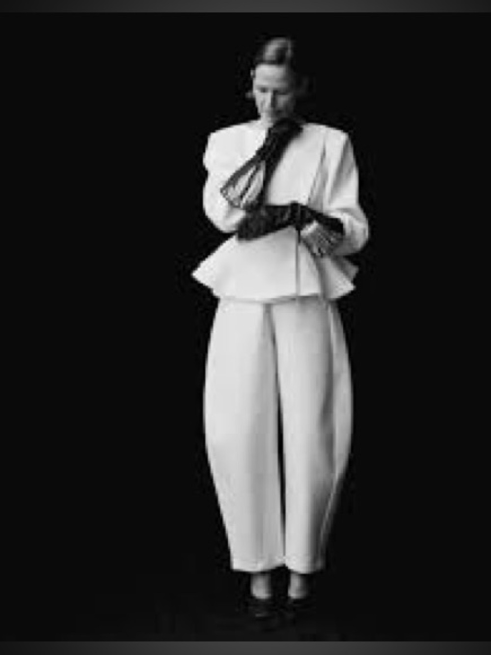 ARAKII Barrel HW Suit Pants off white L